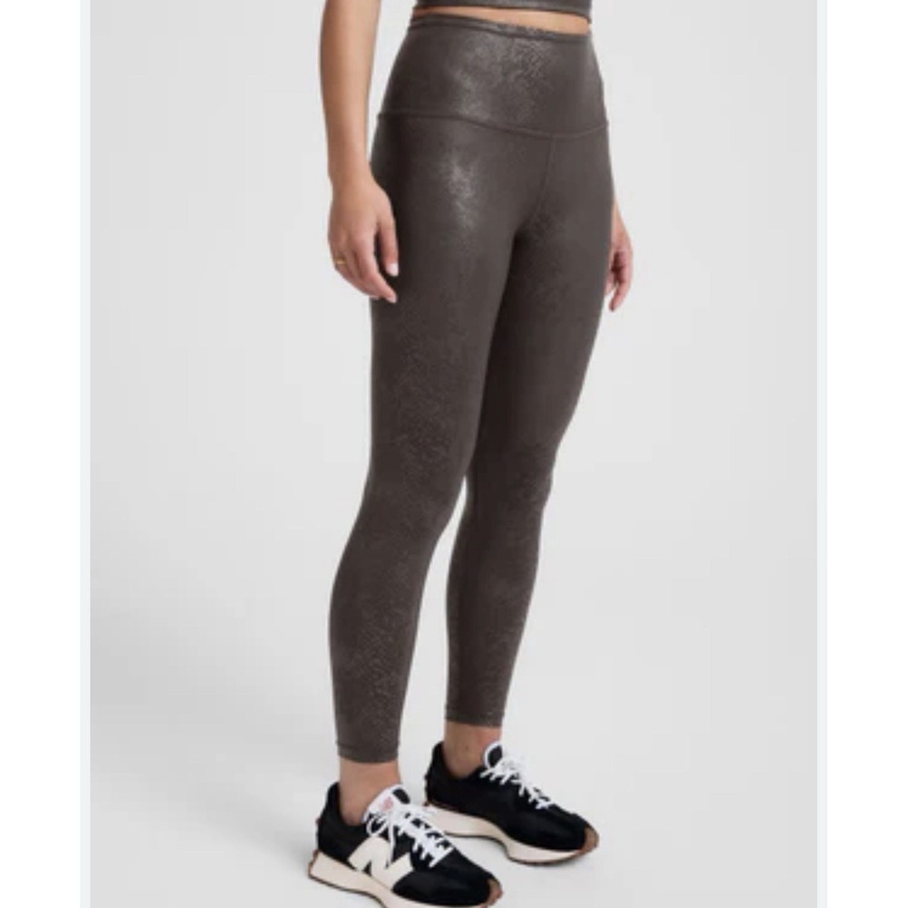 Beyond Yoga High Waisted Black Leatherette Foil S Midi Legging USA Workout EUC